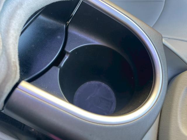 プリウス Sツーリングセレクション ユーザー買取車 純正ナビ TV バックカメラ 純正17インチアルミホイール LEDヘッドライト フォグライト ETC スマートキープッシュスタート(46枚目)