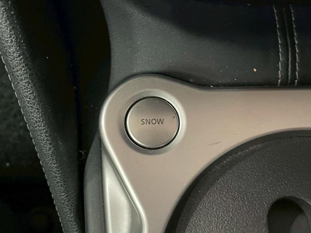 フェアレディＺ バージョンＳＴ　半革　社外ナビ　リアカメラ　社外テレビ　ＥＴＣ　アルミホイール１９インチ　スマートキー　プッシュスタート　パワーステアリング　パワーウィンドウ　オートエアコン　エアロアリ（29枚目）