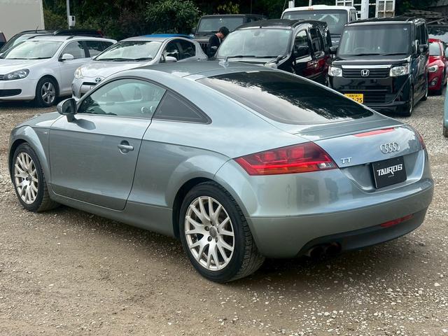 TTクーペ 2.0TFSI ナビ バックカメラ 純正17インチアルミホイール オートエアコン オートライト レベライザー パワーウィンドウ パワーステアリング(8枚目)