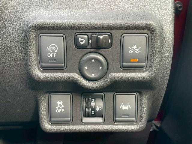 ノート Ｘ　車検令和８年９月　ナビ　全周囲カメラ　ＴＶ　オートエアコン　ＥＴＣ　スマートキー　アイドリングストップ　衝突被害軽減ブレーキ　アクセサリーソケット　プッシュスタート（31枚目）