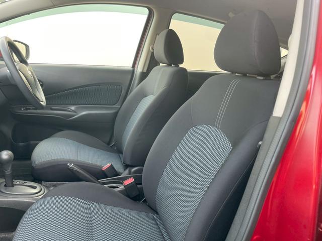 ノート Ｘ　車検令和８年９月　ナビ　全周囲カメラ　ＴＶ　オートエアコン　ＥＴＣ　スマートキー　アイドリングストップ　衝突被害軽減ブレーキ　アクセサリーソケット　プッシュスタート（45枚目）