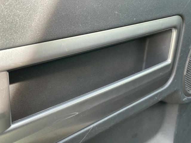 デリカD:5 C2 G ナビパッケージ ユーザー買取車 ナビ バックカメラ サイドカメラ 純正18インチアルミホイール HIDヘッドライト オートエアコン 両側電動パワースライドドア(51枚目)