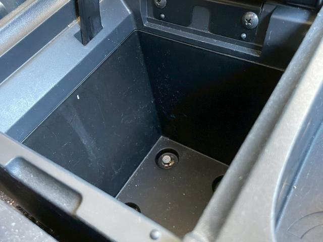 デリカD:5 C2 G ナビパッケージ ユーザー買取車 ナビ バックカメラ サイドカメラ 純正18インチアルミホイール HIDヘッドライト オートエアコン 両側電動パワースライドドア(53枚目)