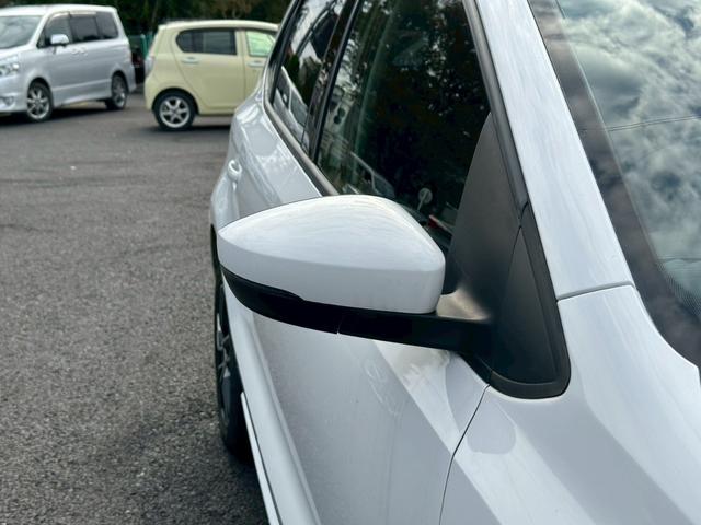 ポロ TSIコンフォートラインブルーモーションテクノロジー ナビ バックモニター ETC 15インチアルミホイール パワーステアリング パワーウィンドウ アクセサリーソケット リアワイパー キーレスキー マニュアルエアコン(10枚目)