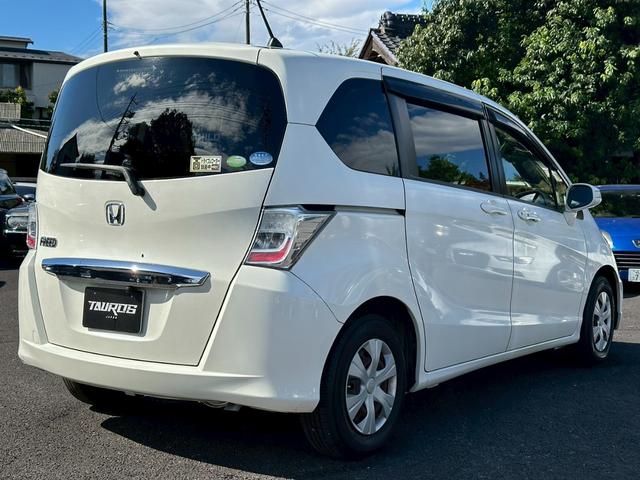 在庫車両は各展示場保管をしております。事前にご予約を頂ければご覧になりやすい場所にご準備をさせて頂きますので、ご来店前にはご連絡を頂ければ幸いです！