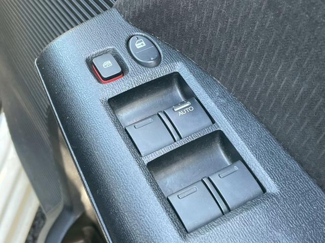 ＴａｕｒｏｓＪａｐａｎ独自の買取直販システムを確立しておりますので、無駄なコストをカットしお求め易い価格でご提供しております！