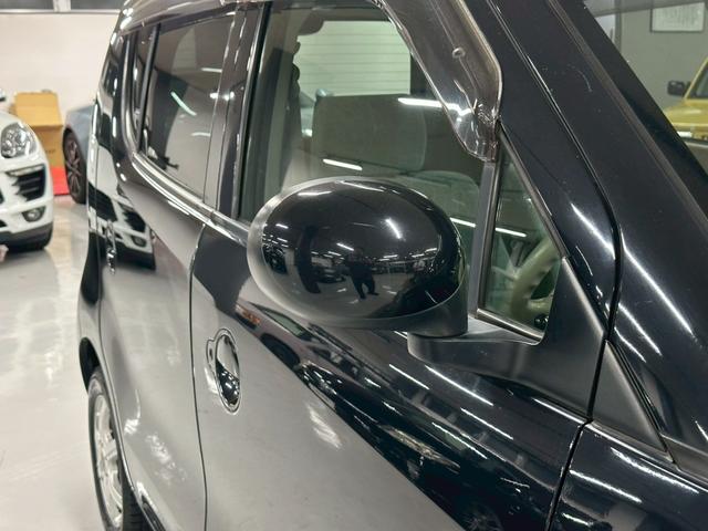 モコ Ｅ　ユーザー買取車　純正ナビ　ＴＶ　ＥＴＣ　オートエアコン　　電動格納ミラー　シートリフター　インテリジェントキー（10枚目）