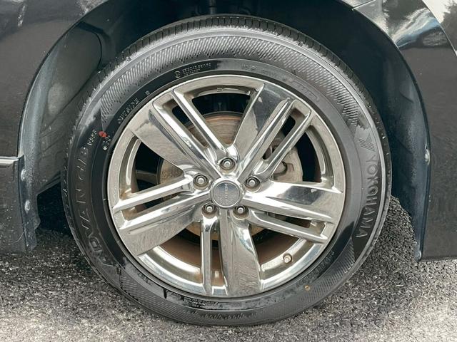 エルグランド ライダー 車検令和9年2月 ハーフレザーシート ナビ 両側電動パワースライドドア バックカメラ TV フリップダウンモニター 純正18インチアルミホイール オートエアコン ETC スマートキープッシュスタート(18枚目)