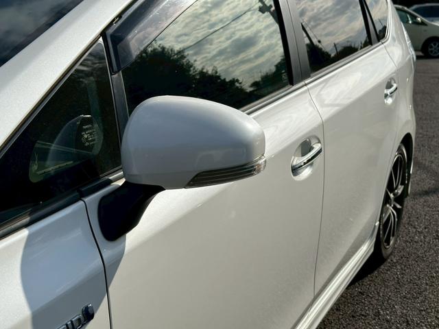 プリウスアルファ S チューン ブラック ユーザー買取車 ナビ TV バックカメラ モデリスタエアロ AW LED ETC スマートキ―プッシュスタート(18枚目)