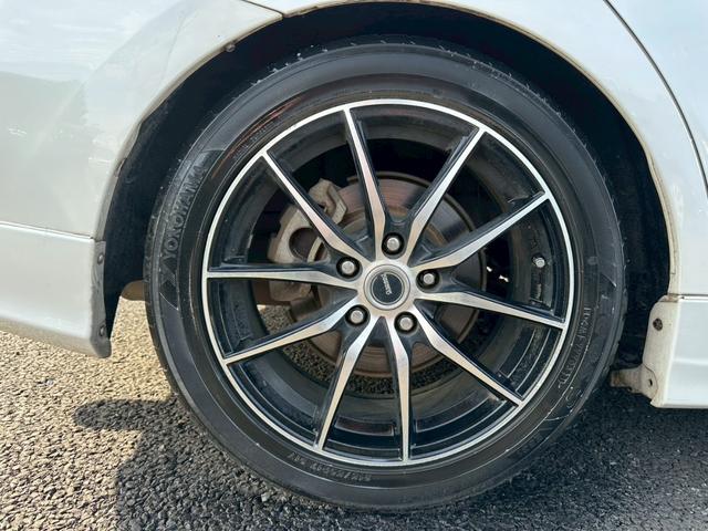 プリウスアルファ S チューン ブラック ユーザー買取車 ナビ TV バックカメラ モデリスタエアロ AW LED ETC スマートキ―プッシュスタート(21枚目)