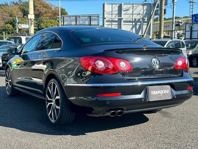 パサートＣＣ ２．０ＴＳＩ　革シート　純正ナビ　バックカメラ　テレビ　アルミホイール　１９インチ　エアコン　ＥＴＣ　プッシュスタート　スマートキー　パワーウィンドウ（9枚目）