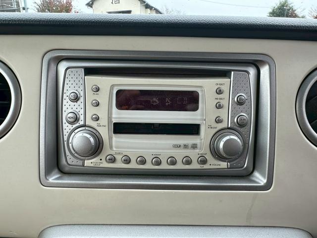 アルトラパン Ｘ２　社外１４インチアルミホイール　ＨＩＤヘッドライト　マニュアルエアコン　キーレス　パワーステアリング　パワーウィンドウ　エアバッグ（32枚目）