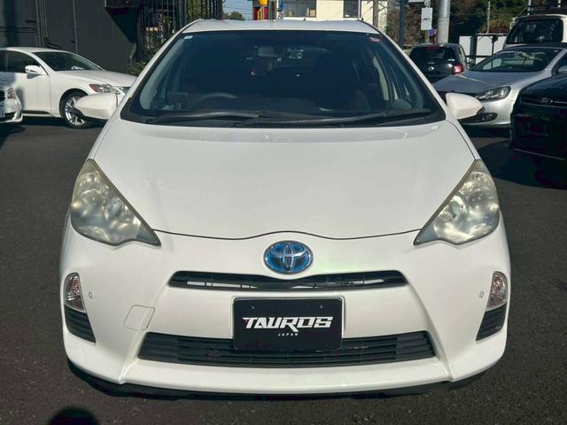 アクア Ｓ　ナビ　テレビ　バックモニター　ＥＴＣ　オートエアコン　スマートキープッシュスタート　電動格納ミラー　ライトレベライザー　純正１５インチアルミホイール（8枚目）