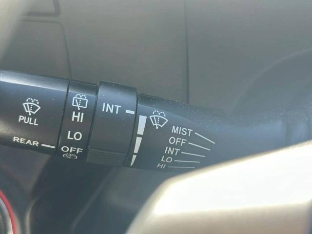 アクア Ｓ　ナビ　テレビ　バックモニター　ＥＴＣ　オートエアコン　スマートキープッシュスタート　電動格納ミラー　ライトレベライザー　純正１５インチアルミホイール（24枚目）