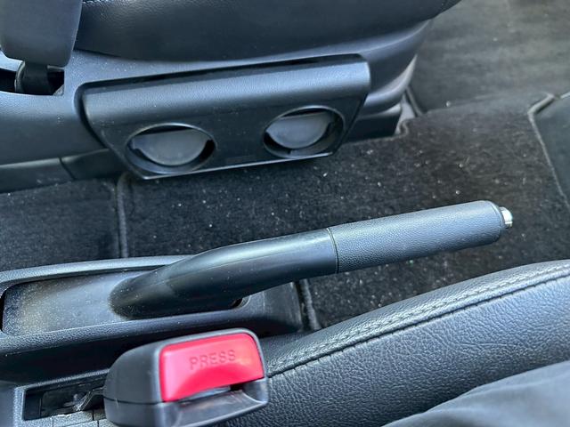 ラフェスタ 　ナビ　テレビ　バックモニター　オートエアコン　パドルシフト　両側パワースライドドア　オートライト　電動格納ミラー　１７インチ社外アルミホイール（48枚目）