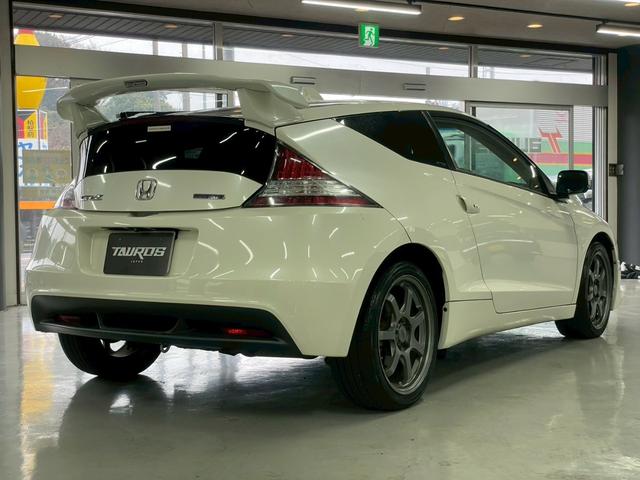 ＣＲ－Ｚ α　ワンオーナー　純正ナビ　純正エアロ　純正アルミ１７インチ　リアカメラ　スマートキー　パワーステアリング　パワーウィンドウ（11枚目）