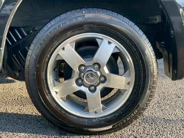 パジェロミニ アクティブフィールドエディション　純正ナビ　ワンセグテレビ　１５インチアルミホイール　マニュアルエアコン　ＥＴＣ　キーレス　パワーステアリング　パワーウィンドウ（16枚目）