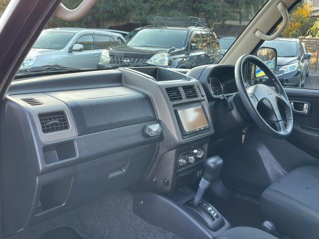 パジェロミニ アクティブフィールドエディション　純正ナビ　ワンセグテレビ　１５インチアルミホイール　マニュアルエアコン　ＥＴＣ　キーレス　パワーステアリング　パワーウィンドウ（29枚目）