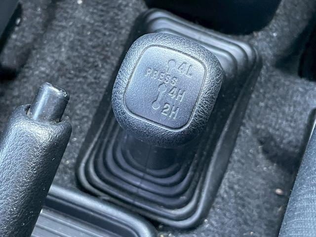 パジェロミニ アクティブフィールドエディション　純正ナビ　ワンセグテレビ　１５インチアルミホイール　マニュアルエアコン　ＥＴＣ　キーレス　パワーステアリング　パワーウィンドウ（33枚目）