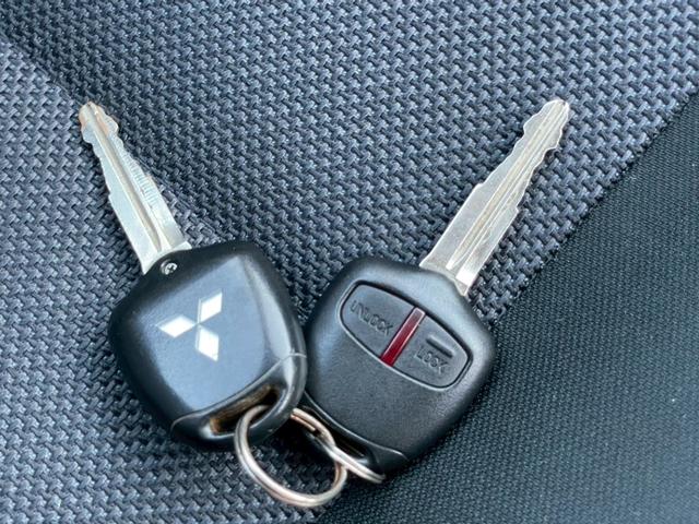 パジェロミニ アクティブフィールドエディション　純正ナビ　ワンセグテレビ　１５インチアルミホイール　マニュアルエアコン　ＥＴＣ　キーレス　パワーステアリング　パワーウィンドウ（43枚目）