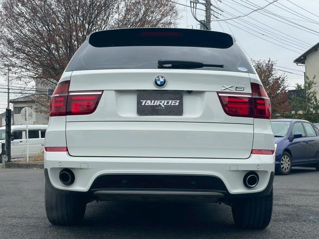 Ｘ５ 　ｘＤｒｉｖｅ　３５ｉ　ナビ　テレビ　バックモニター　サンルーフ　プッシュスタート　オートエアコン　純正１８インチアルミホイール（12枚目）