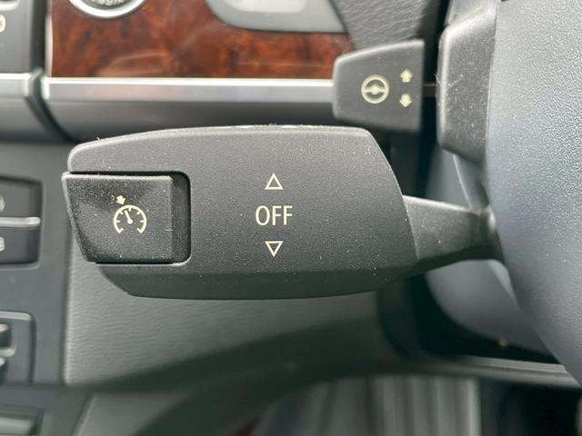 Ｘ５ 　ｘＤｒｉｖｅ　３５ｉ　ナビ　テレビ　バックモニター　サンルーフ　プッシュスタート　オートエアコン　純正１８インチアルミホイール（33枚目）