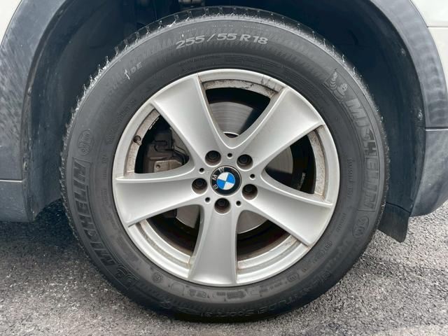 Ｘ５ 　ｘＤｒｉｖｅ　３５ｉ　ナビ　テレビ　バックモニター　サンルーフ　プッシュスタート　オートエアコン　純正１８インチアルミホイール（53枚目）