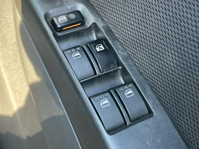 ムーヴ 　純正ナビシステム　テレビ　純正アルミ　マニュアルエアコン　ＥＴＣ　ワンオーナー　キーレス　パワーウィンドウ　パワーステアリング（37枚目）