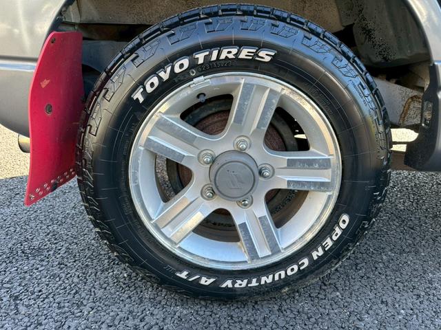 ジムニー ランドベンチャー　ナビ　ＴＶ　バックカメラ　純正１６インチアルミホイール　ＥＴＣ　リモコンキー　　ハーフレザーシート　ドライブレコーダー　Ｂｌｕｅｔｏｏｔｈ（20枚目）