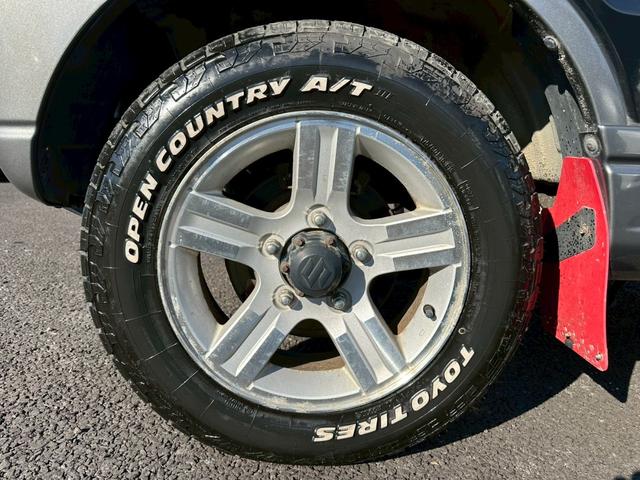 ジムニー ランドベンチャー　ナビ　ＴＶ　バックカメラ　純正１６インチアルミホイール　ＥＴＣ　リモコンキー　　ハーフレザーシート　ドライブレコーダー　Ｂｌｕｅｔｏｏｔｈ（22枚目）