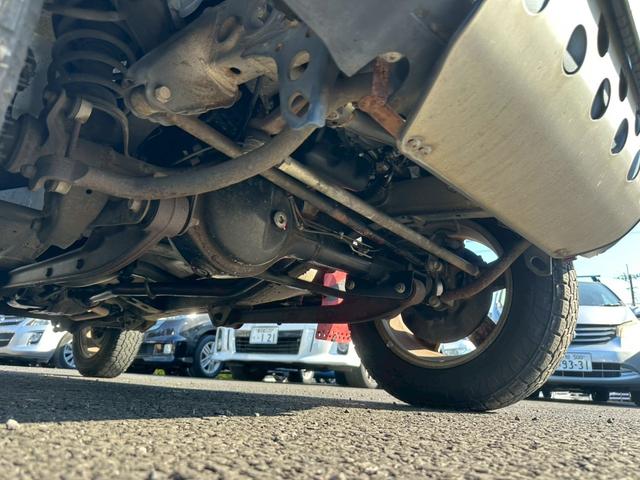 ジムニー ランドベンチャー　ナビ　ＴＶ　バックカメラ　純正１６インチアルミホイール　ＥＴＣ　リモコンキー　　ハーフレザーシート　ドライブレコーダー　Ｂｌｕｅｔｏｏｔｈ（32枚目）