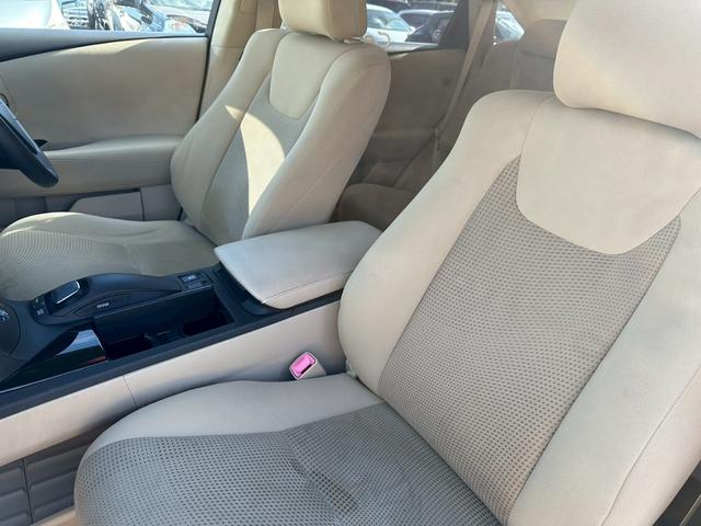 独自の直販システムを主軸に、幅広いネットワークを活かして徹底的にコストカットを行い仕入れております！