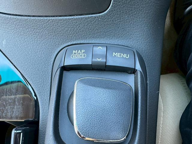 独自の直販システムを主軸に、幅広いネットワークを活かして徹底的にコストカットを行い仕入れております！