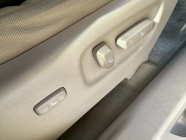 独自の直販システムを主軸に、幅広いネットワークを活かして徹底的にコストカットを行い仕入れております！