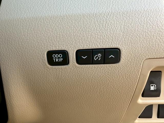 独自の直販システムを主軸に、幅広いネットワークを活かして徹底的にコストカットを行い仕入れております！