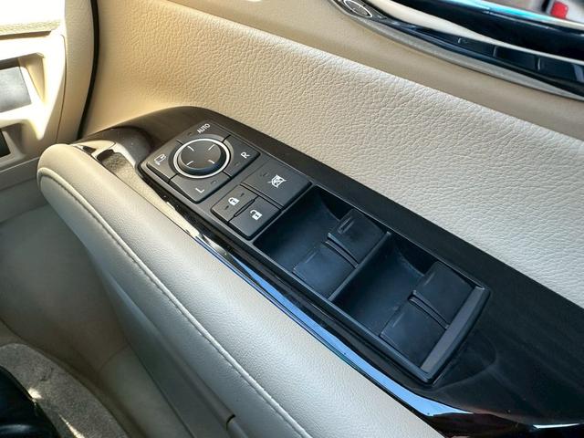 独自の直販システムを主軸に、幅広いネットワークを活かして徹底的にコストカットを行い仕入れております！