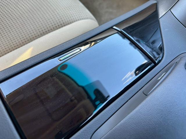 独自の直販システムを主軸に、幅広いネットワークを活かして徹底的にコストカットを行い仕入れております！