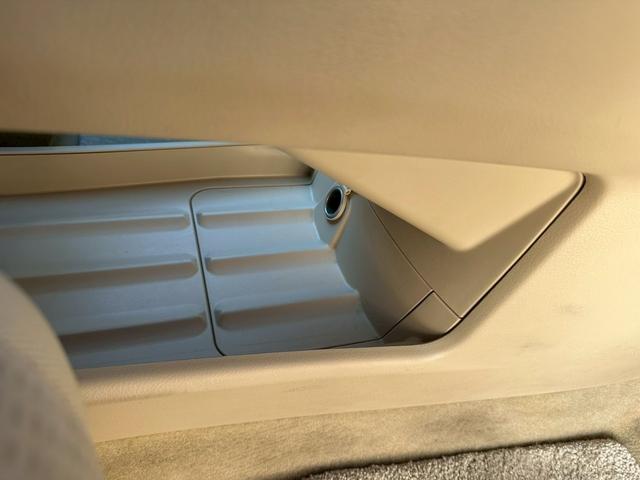 独自の直販システムを主軸に、幅広いネットワークを活かして徹底的にコストカットを行い仕入れております！