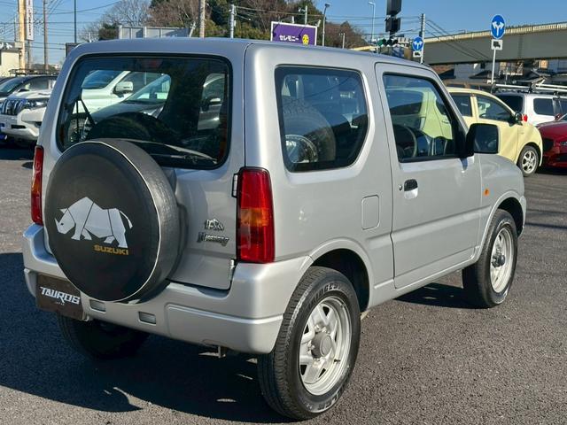 ジムニー ＸＧ　エアコン　４ＷＤ　パワーステアリング　パワーウインドウ　ライトレベライザー　補助ミラー　１６インチタイヤ　スペアタイヤ　リアワイパー（11枚目）