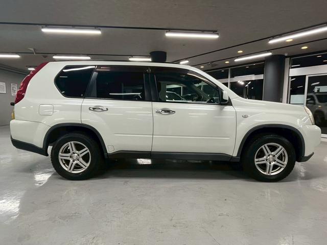 エクストレイル ナビ バックカメラ マニュアルエアコン レベライザー パワーステアリング パワーウィンドウ ETC スマートキー アルミホイール 16インチ(10枚目)