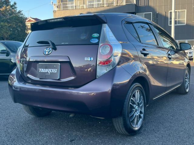 アクア Gブラックソフトレザーセレクション 合革シート ディーラーSDナビ バックカメラ 社外アルミホイール15インチ ETC スマートキープッシュスタート パワーステアリング(11枚目)