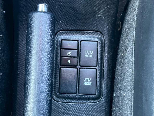 アクア Gブラックソフトレザーセレクション 合革シート ディーラーSDナビ バックカメラ 社外アルミホイール15インチ ETC スマートキープッシュスタート パワーステアリング(31枚目)