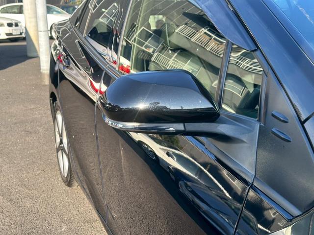 プリウス Sツーリングセレクション ナビ バックカメラ TV 純正17インチアルミホイール オートエアコン ETC スマートキープッシュスタート パワーステアリング(21枚目)