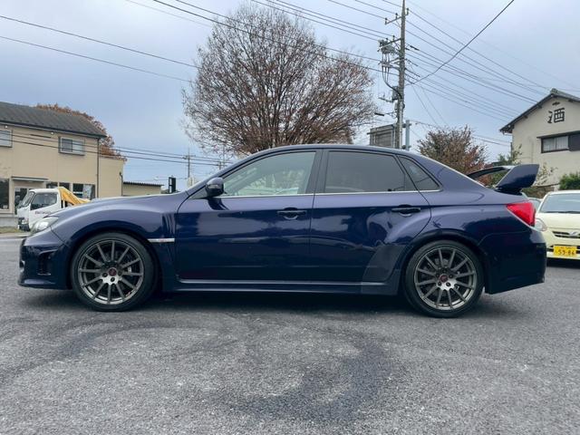インプレッサ ＷＲＸ　ＳＴｉ　ナビアリ　テレビ　アルミホイール　社外１８インチ　ヘッドライトＨＩＤ　エアコン　ＥＴＣ　スマートキー　プッシュスタート　パワーウィンドウ（14枚目）