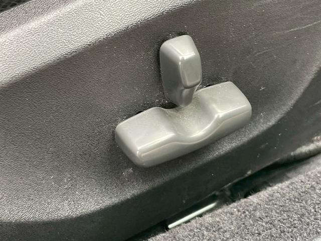 インプレッサ ＷＲＸ　ＳＴｉ　ナビアリ　テレビ　アルミホイール　社外１８インチ　ヘッドライトＨＩＤ　エアコン　ＥＴＣ　スマートキー　プッシュスタート　パワーウィンドウ（52枚目）