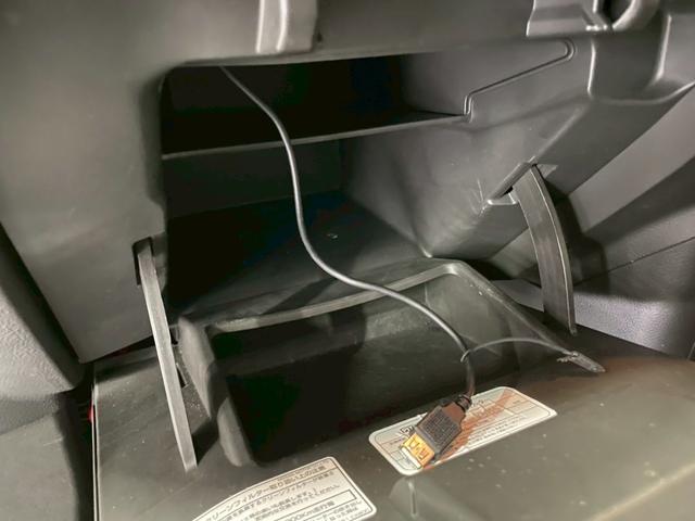 キューブ １５Ｘ　Ｍセレクション　ワンオーナー　ナビ　ＴＶ　純正アルミホイール１５インチ　ＥＴＣ　スマートキープッシュスタート　パワーステアリング　パワーウィンドウ（25枚目）