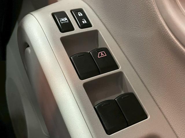 キューブ １５Ｘ　Ｍセレクション　ワンオーナー　ナビ　ＴＶ　純正アルミホイール１５インチ　ＥＴＣ　スマートキープッシュスタート　パワーステアリング　パワーウィンドウ（27枚目）