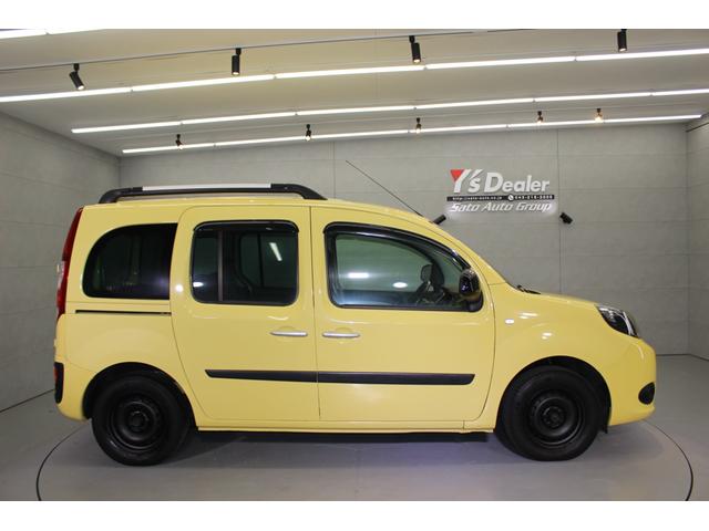 カングー ゼン　ナビフルセグＴＶＢカメラマルチルーフレール　ＥＴＣ　ドアバイザー　トリコロールライセンスプレート　ロザンジュセンターキャップ　禁煙　取説　保証書　スペアキー（9枚目）