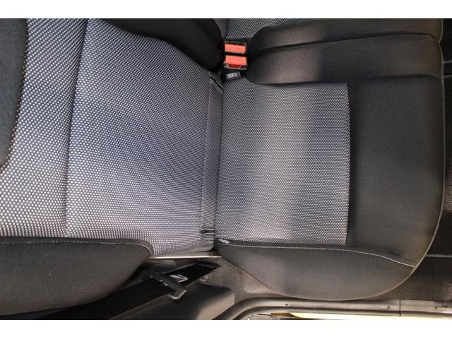 カングー ゼン　ナビフルセグＴＶＢカメラマルチルーフレール　ＥＴＣ　ドアバイザー　トリコロールライセンスプレート　ロザンジュセンターキャップ　禁煙　取説　保証書　スペアキー（30枚目）