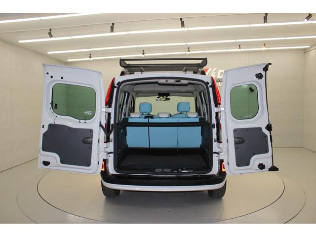 カングー ゼン　１オナ　ディーラー点検記録簿１９枚　ＹＡＫＩＭＡルーフラック　ＣＡＢＡＮＡシート　純正ナビ　リアモニター　ＯＺアルミホイール　ＦＯＣＡＬオーディオ　カロッツェリア製サブウーファー　ＨＩＤヘッドライト（19枚目）